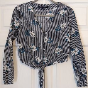 One Clothing TjMaxx long sleeve cropped blouse, navy blue striped, size small